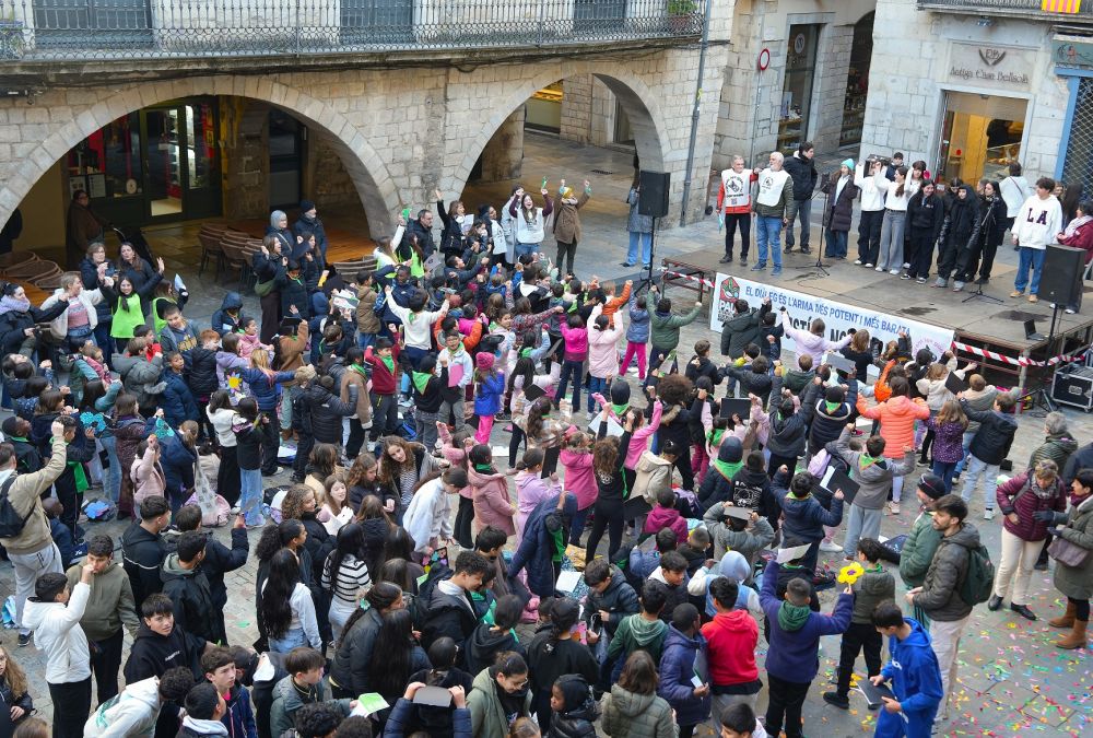 Girona celebra el DENIP sembrant la pau